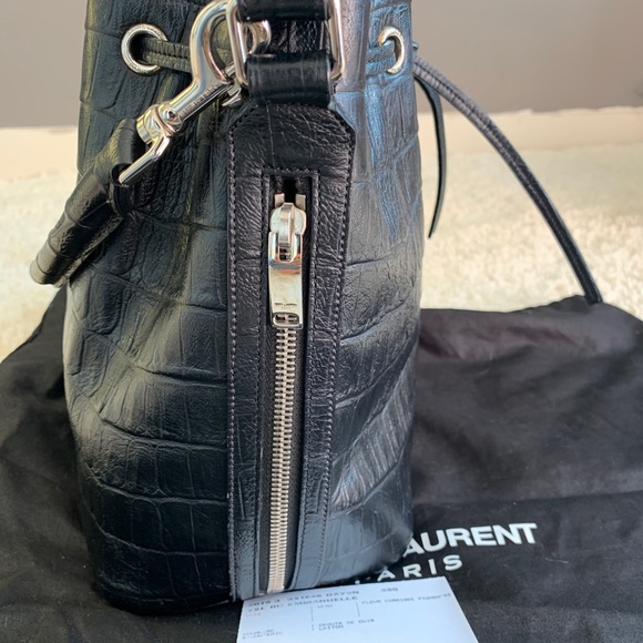 SAINT LAURENT Emmanuelle black Leather Bucket Bag - Picture 3 of 8